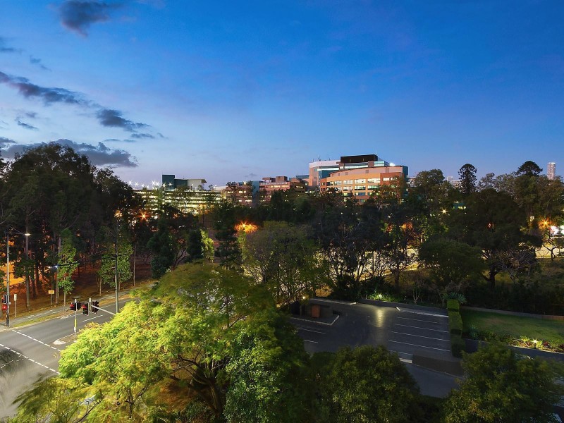 19/16 Patrick Lane, Toowong QLD 4066