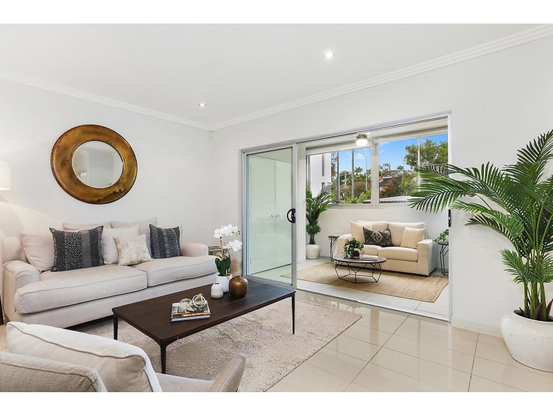 26/17 Marshall Lane, Kenmore QLD 4069