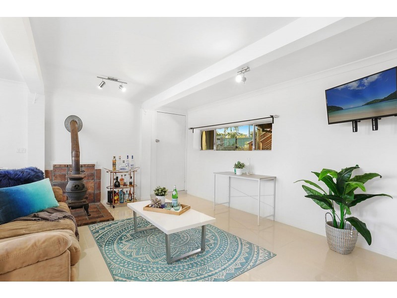 20 Elaroo Crescent, Ferny Hills QLD 4055