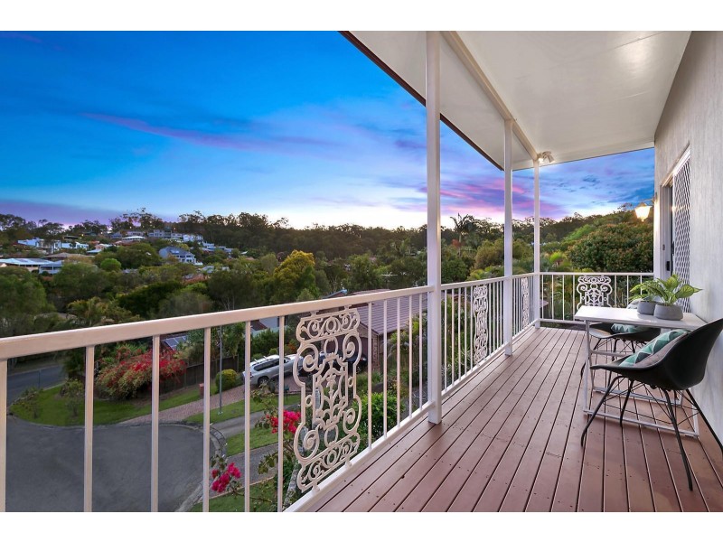 7 Nolina Court, Indooroopilly QLD 4068