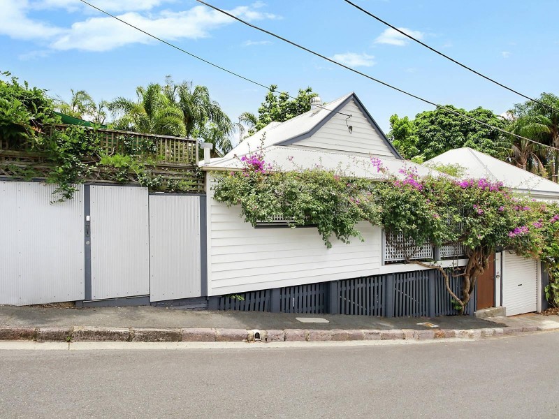 97 Isaac Street, Spring Hill QLD 4000