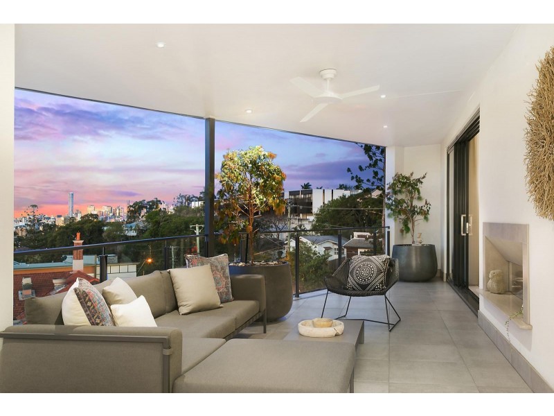 8/252 Swann Road, Taringa QLD 4068