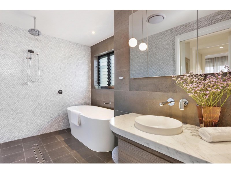 8/252 Swann Road, Taringa QLD 4068