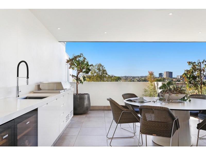 8/252 Swann Road, Taringa QLD 4068