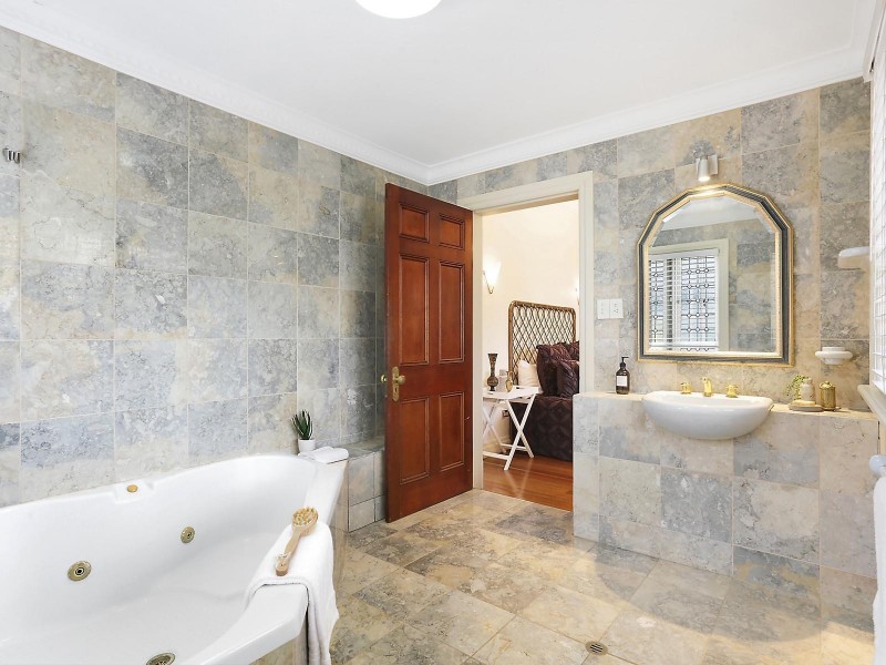 80 Victoria Street, Spring Hill QLD 4000