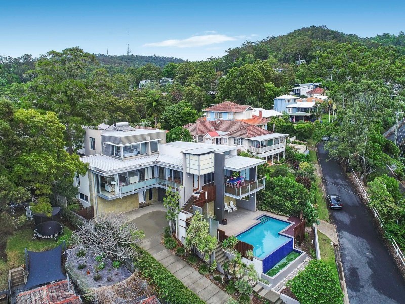 46 Outlook Crescent, Bardon QLD 4065