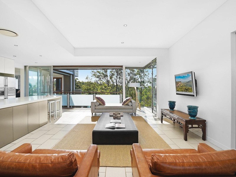 46 Outlook Crescent, Bardon QLD 4065