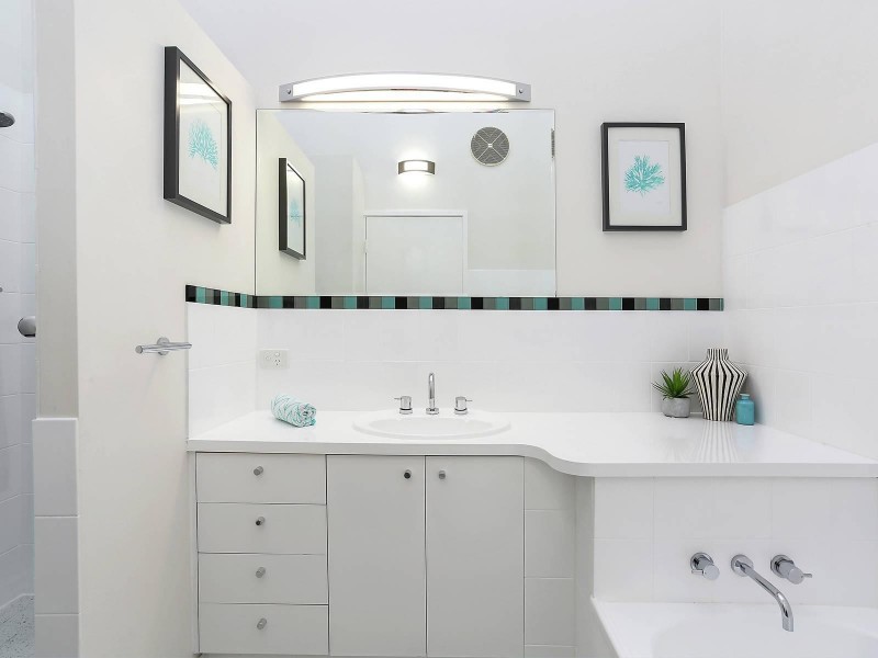 19 Sleaford Street, Chapel Hill QLD 4069