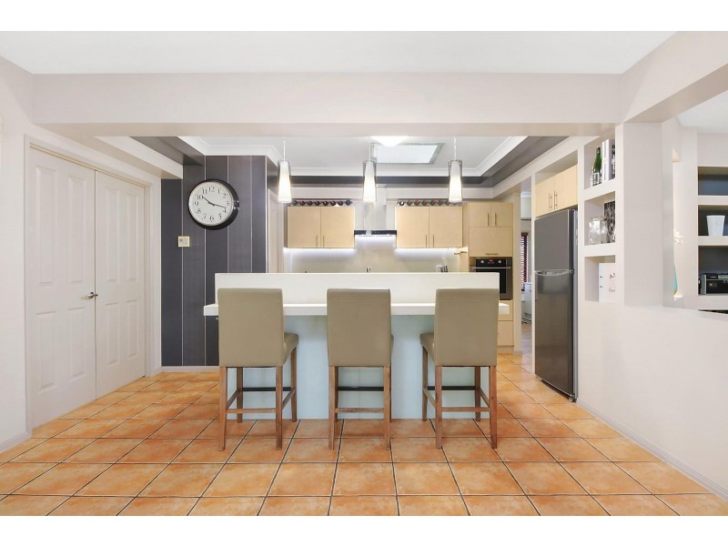 39 Woodtop Court, Ferny Hills QLD 4055