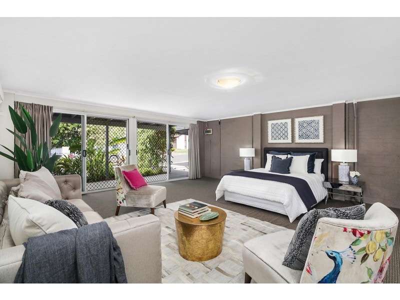 5 Delphin Street, Kenmore QLD 4069