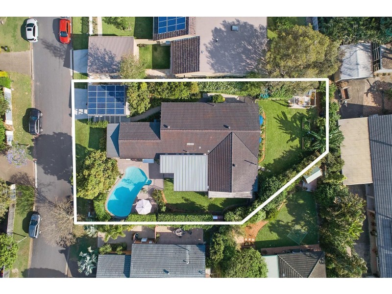 5 Delphin Street, Kenmore QLD 4069