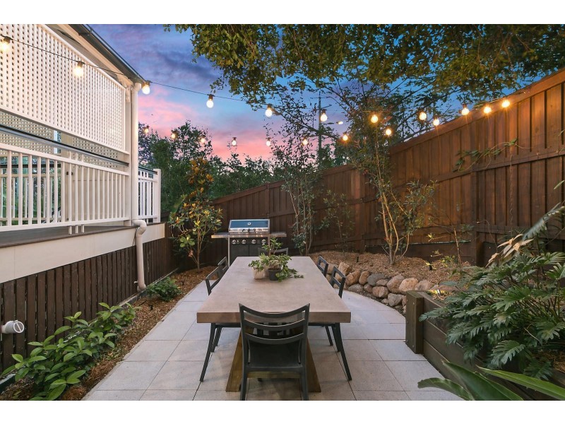 84 Miskin Street, Toowong QLD 4066