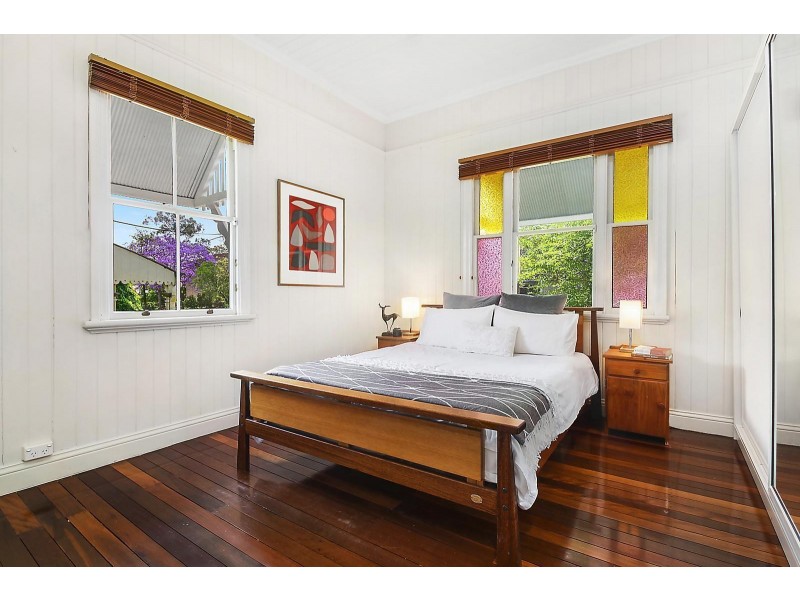 8 Ada Street, Taringa QLD 4068