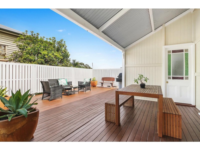 8 Ada Street, Taringa QLD 4068