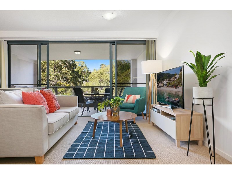 210/21 Patrick Lane, Toowong QLD 4066