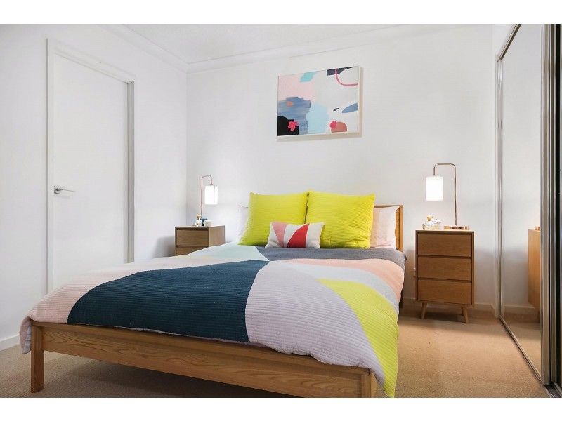 210/21 Patrick Lane, Toowong QLD 4066