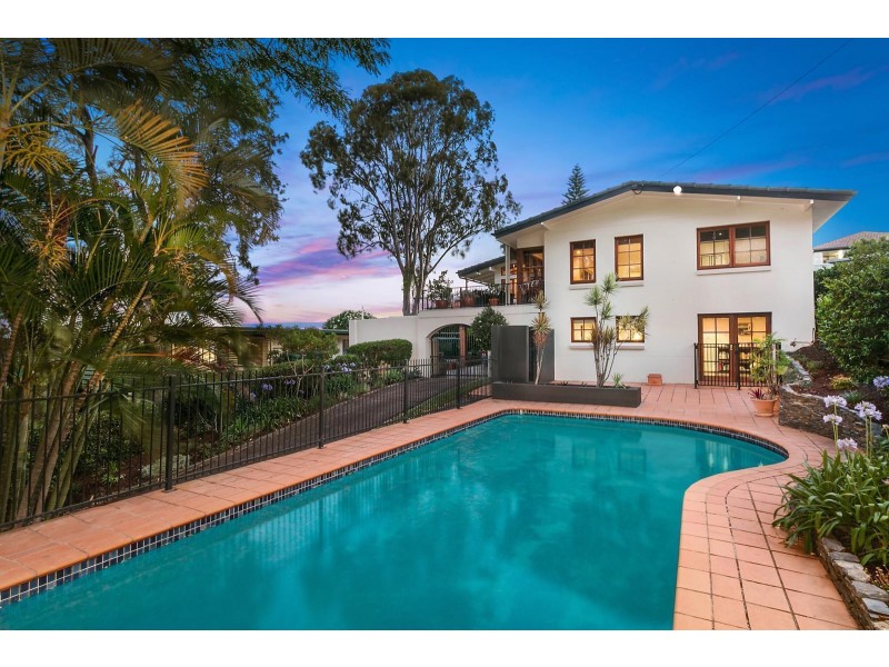 34 Gilmour Street, Chermside West QLD 4032