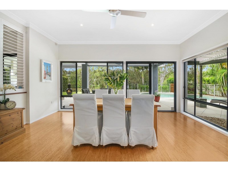 11 Samuel Place, Sinnamon Park QLD 4073
