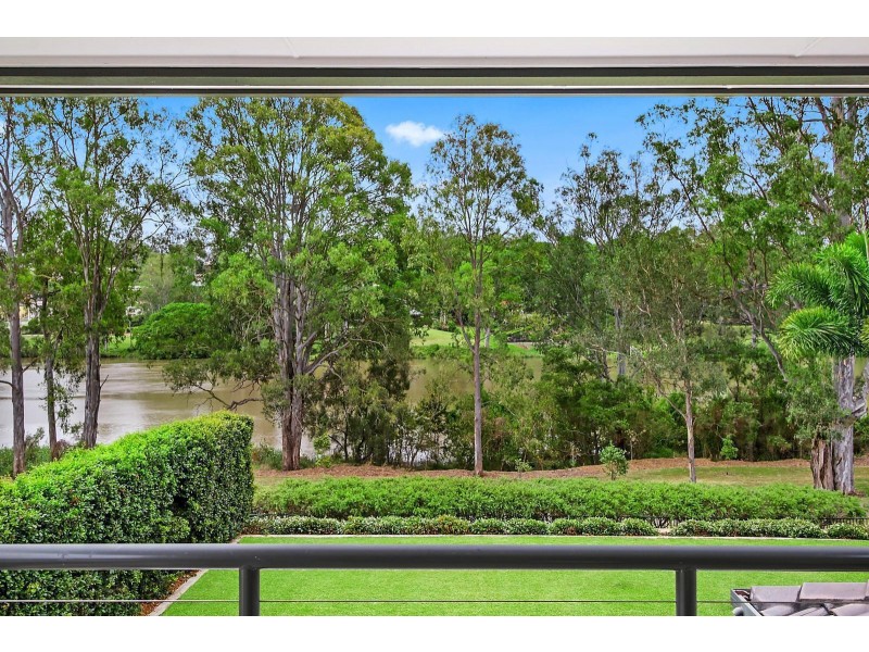 11 Samuel Place, Sinnamon Park QLD 4073