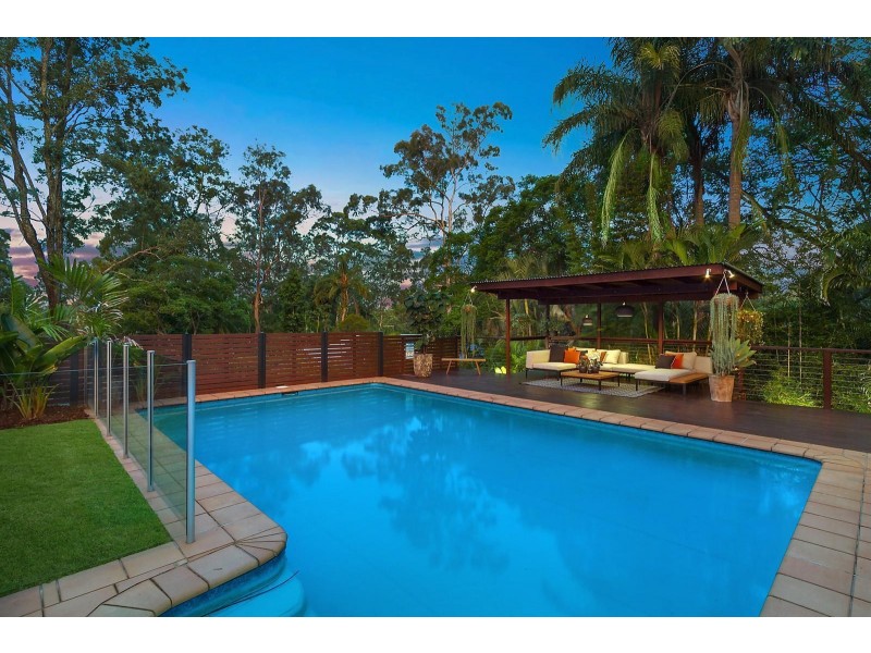 6 Ballard Place, Fig Tree Pocket QLD 4069