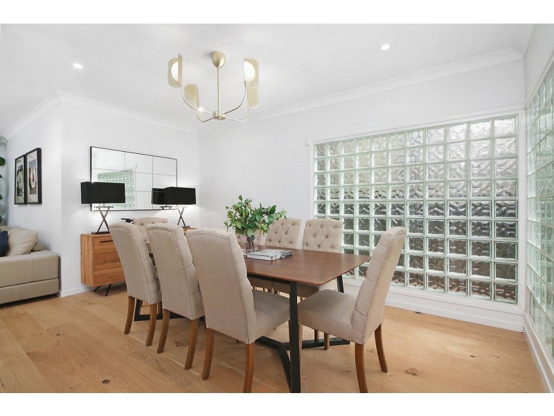 6 Ballard Place, Fig Tree Pocket QLD 4069