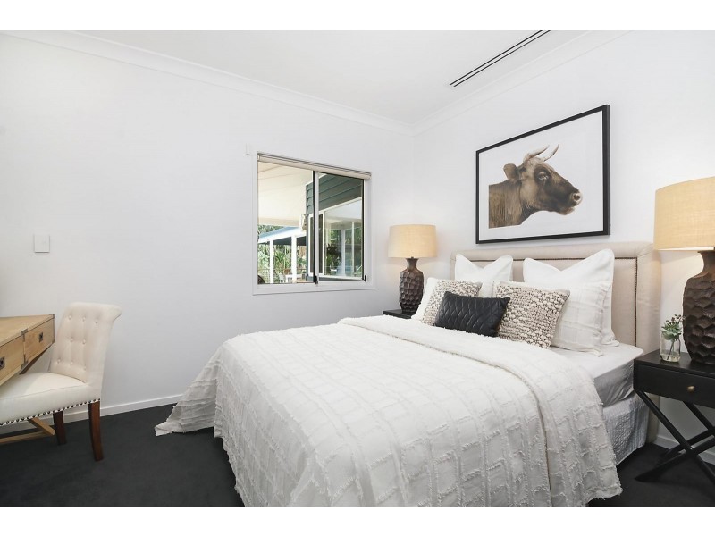 6 Ballard Place, Fig Tree Pocket QLD 4069