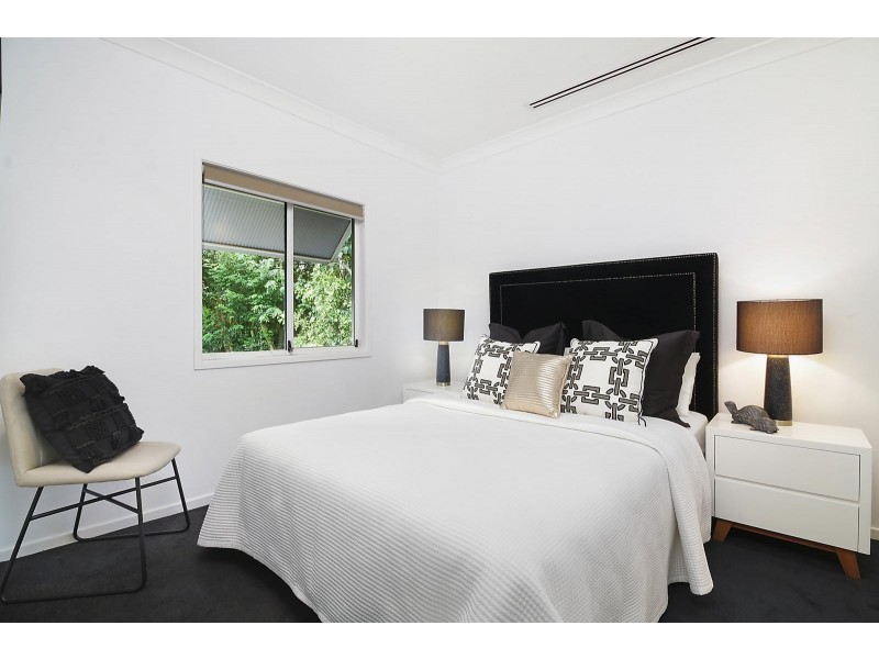 6 Ballard Place, Fig Tree Pocket QLD 4069