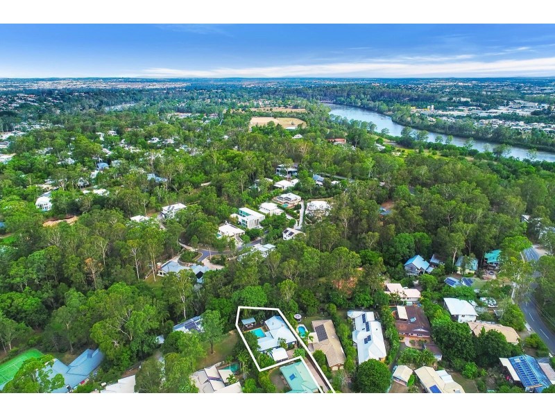 6 Ballard Place, Fig Tree Pocket QLD 4069