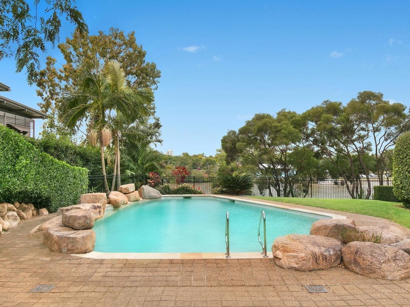 31/36 Glen Road, Toowong QLD 4066