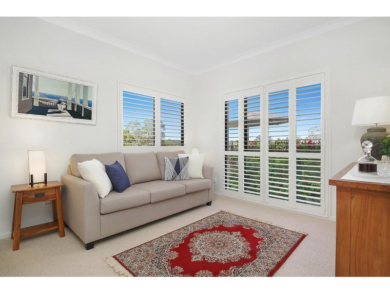 22 Grevillea Close, Chapel Hill QLD 4069