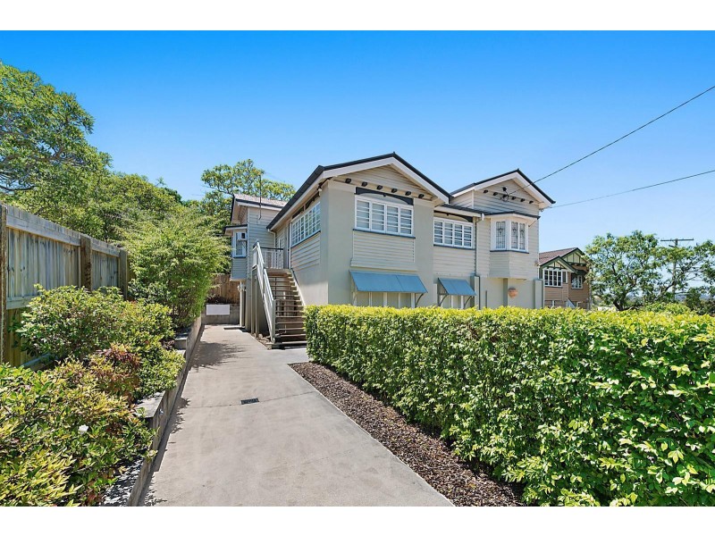 1 Lloyd Street, Camp Hill QLD 4152