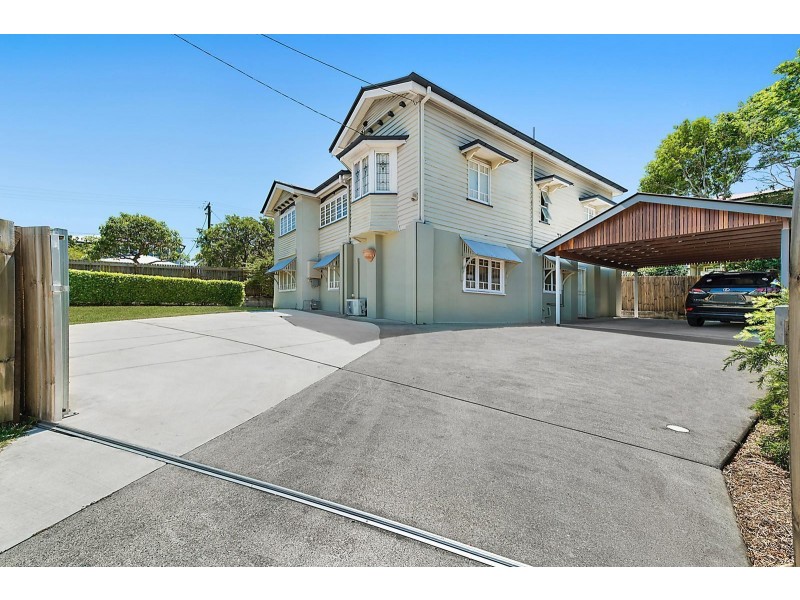 1 Lloyd Street, Camp Hill QLD 4152