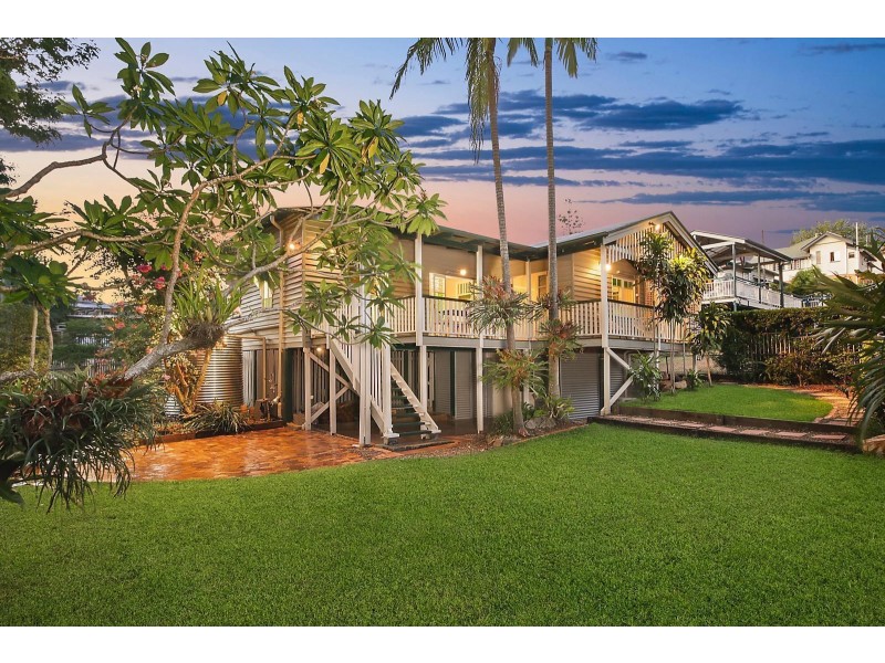 28 Burns Street, Indooroopilly QLD 4068