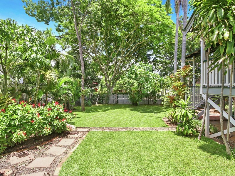 28 Burns Street, Indooroopilly QLD 4068