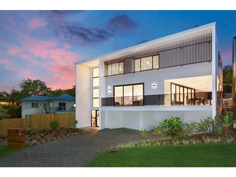 11 Dopson Street, Taringa QLD 4068