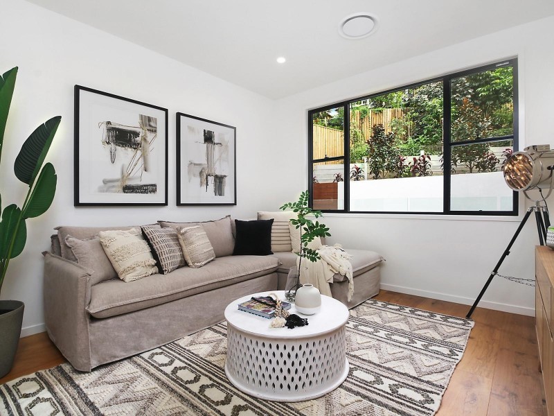 11 Dopson Street, Taringa QLD 4068