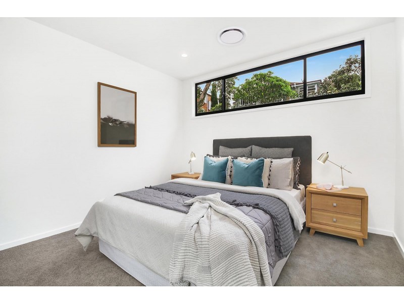 11 Dopson Street, Taringa QLD 4068
