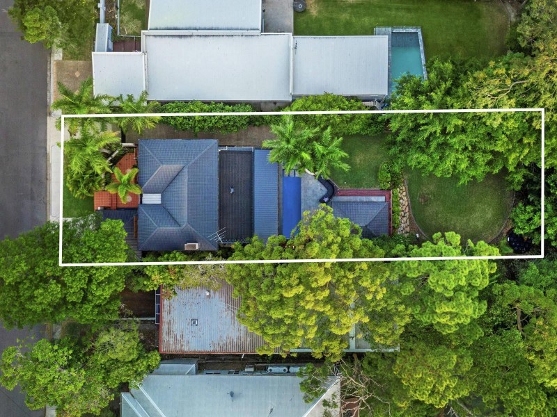 103 Ninth Avenue, St Lucia QLD 4067