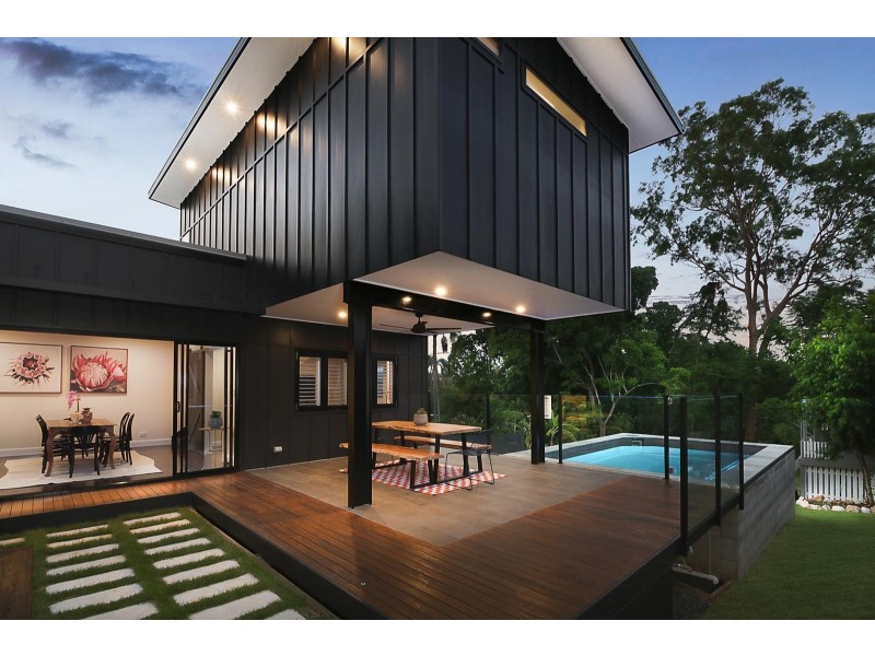 54 Meiers Road, Indooroopilly QLD 4068