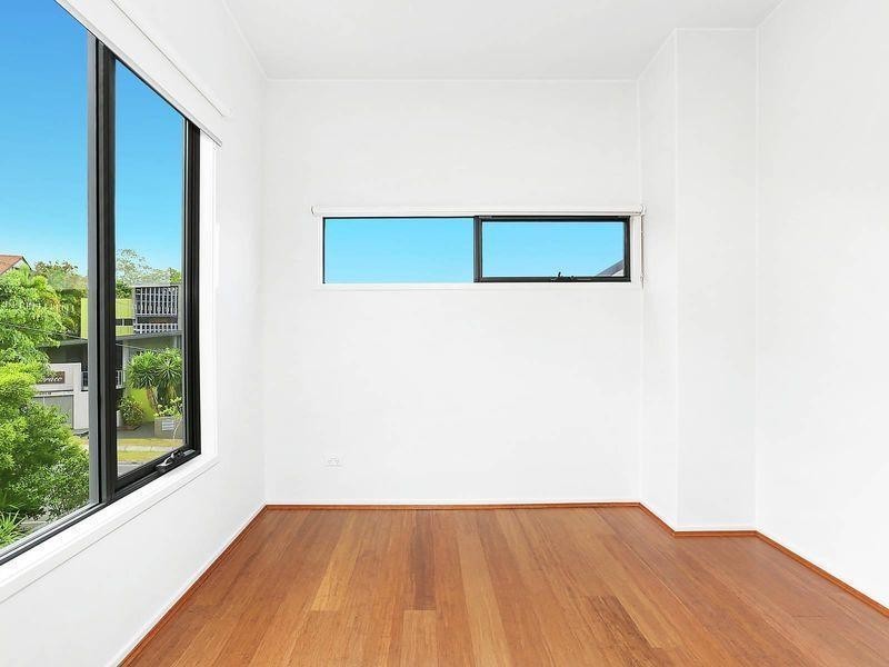 21 Bellevue Parade, Taringa QLD 4068