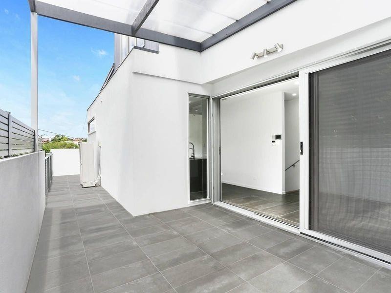 21 Bellevue Parade, Taringa QLD 4068