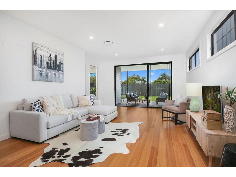 13 Philomene Drive, Ashgrove QLD 4060