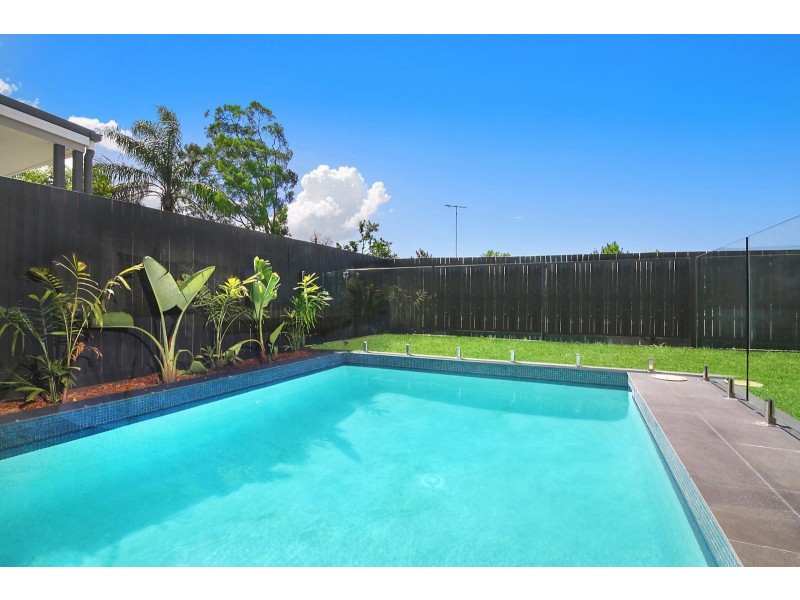 13 Philomene Drive, Ashgrove QLD 4060