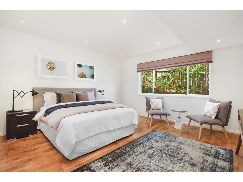 33 Highland Terrace, St Lucia QLD 4067