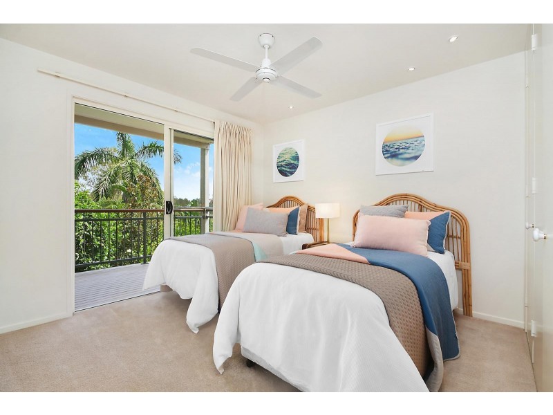 33 Highland Terrace, St Lucia QLD 4067