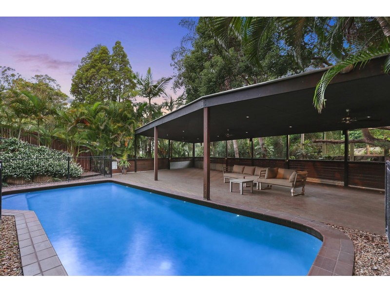 110 Jerrang Street, Indooroopilly QLD 4068