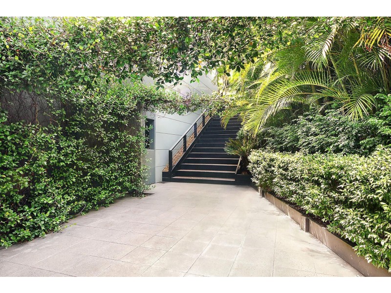 110 Jerrang Street, Indooroopilly QLD 4068