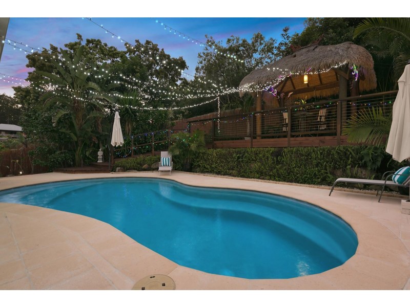 30 Woodtop Court, Ferny Hills QLD 4055