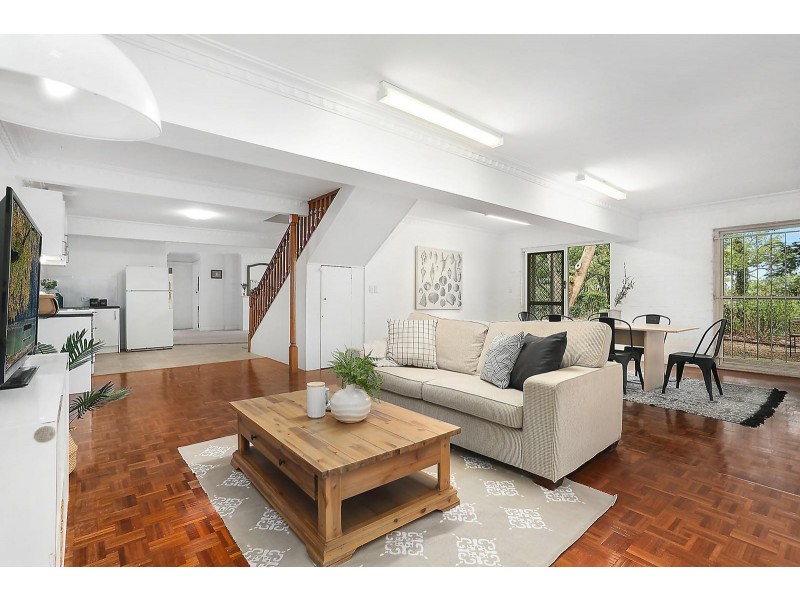 179 Kenmore Road, Kenmore QLD 4069