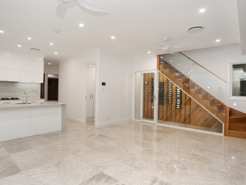 60 Kennigo Street, Spring Hill QLD 4000